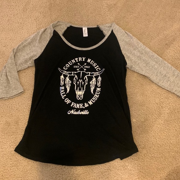 3/4 sleeve Nashville shirt size large - Picture 1 of 3
